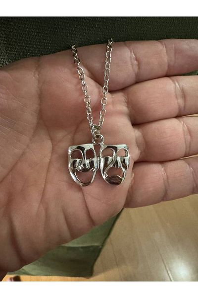 Herşey Nota Theater Icon Unisex Necklace – with 60 cm Chain, Zamak Plated Art and Drama Themed Design