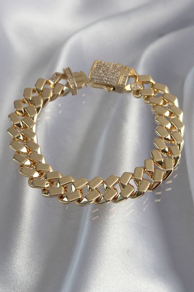 Skygo Gold Colored Vip Series Gourmet Zircon Stone Bracelet - TJ-BB6173
