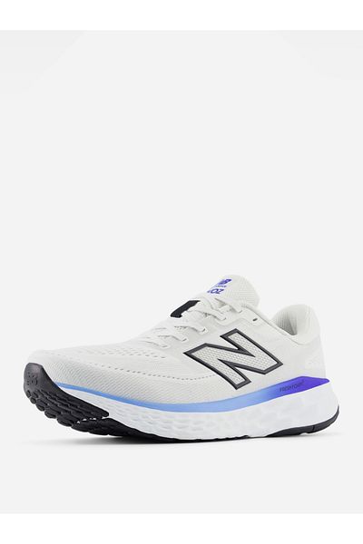 New Balance Evoz Sneakers