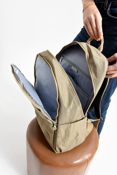 seyyah Waterproof Crinkle Fabric School, Business and Travel Backpack with Laptop Compartment