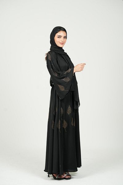 al bent al sharqieh Belted Detailed Black Abaya with shawlعباية مع حزام على الخسر وشال