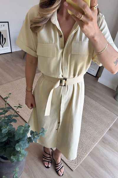 Sue Store Rochie cămașă cu curea din lemn cu detaliu de buzunar bej
