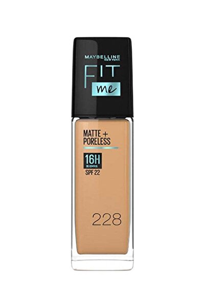 Maybelline New York كريم أساس فيت مي مطفي وخالي من المسام بعامل حماية من الشم...