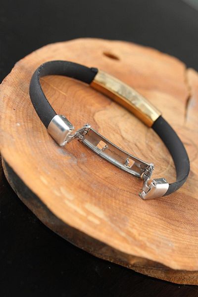 BESKAR Gold Color Metal Skull Design Black Color Silicone Men's Bracelet