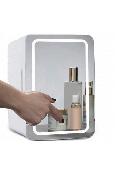 KARAKER Small care refrigerator