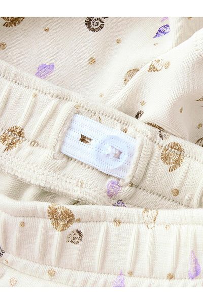 name ıt Shorts Cream