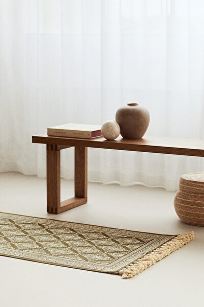H&M Püsküllü ve Desenli Kilim