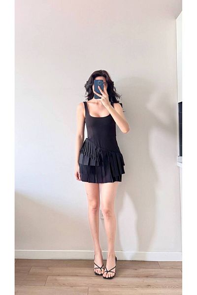 LOCH BUTİK Fusta neagră de damă cu pantaloni scurți din tul Rochie mini plisată