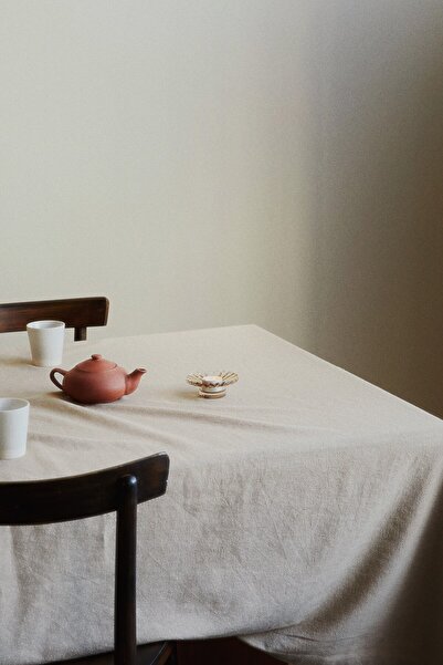 H&M Keten Karışımlı Masa Örtüsü