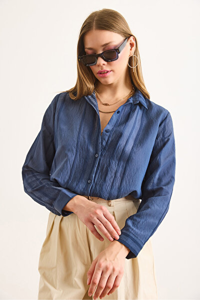 Olalook Kadın Lacivert Geometrik Şerit Detaylı Dökümlü Gömlek GML-19001335