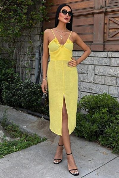 Genel Markalar Göğsü Aksesuarlı Önü Yırtmaçlı Elbise 2899