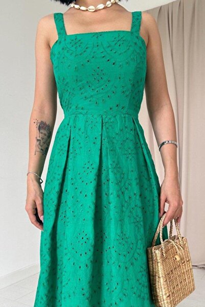 Essence Bouteille Φόρεμα με πράσινο λουράκι