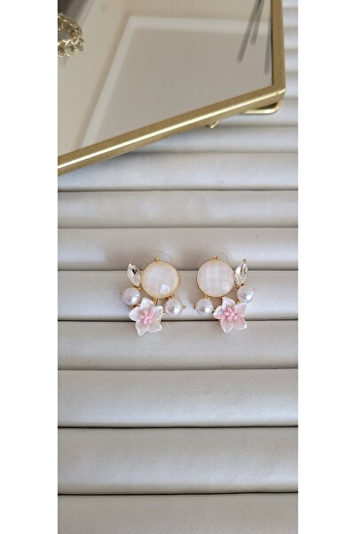 YİĞİTKARANAKSESUAR İncili Beyaz Çiçek Küpe