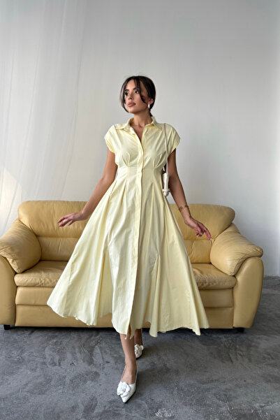 Genel Markalar KOLSUZ VATKALI ÖNDEN DÜĞMELİBEL PENS DETAYLI POPLİN ELBİSE - Sarı