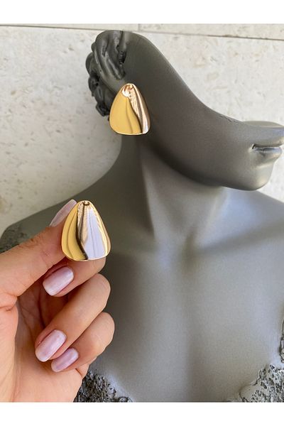Lucios Lucios Nail Earring with Golden Craftsmanship