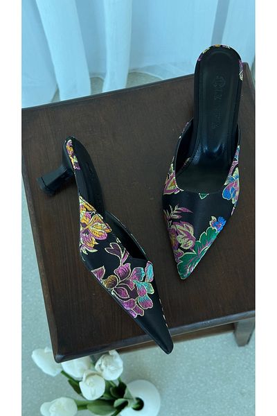 Letafia Valley Ethnic Pattern Slippers