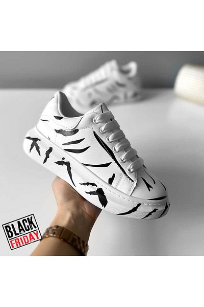 Casual Women's casual sneakers made of eco-leather with print, B977