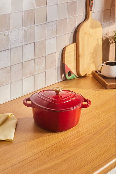 Karaca Iron Cast Enameled Love Pot - Red 1.9 Lt