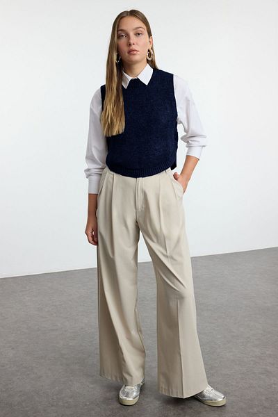 Trendyol Collection Navy Blue Crop Soft Textured Buttoned Knitwear Sweater Twoaw25Sv00013