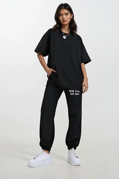 Trend Alaçatı Stili Women's Black Crew Neck Printed T-Shirt and Jogging Tracksuit Set ALC-X12204
