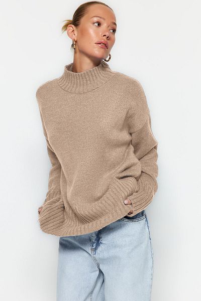 Trendyol Collection Mink Wide Fit Soft Textured Basic Knitwear Sweater Twoaw23Kz00490