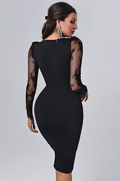 Trendyol Collection Μαύρο φόρεμα με δαντέλα με λεπτομέρεια TPRAW25EL00187