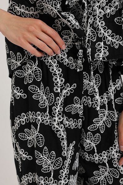Trendyol Collection Black Embroidered Wide Leg Pants Twoss25Pl00129
