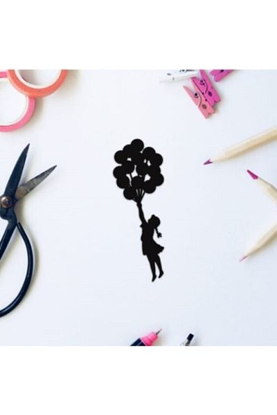 Walldeco Girl's Bookmark with Wooden Balloons