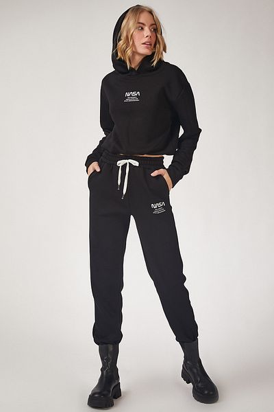 Happiness İstanbul Schwarzer Fleece-Trainingsanzug mit NASA-Aufdruck für Damen LD00022