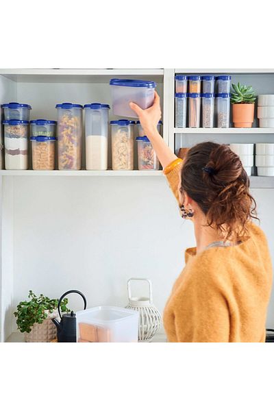 Tupperware Oval Storage Container No 4 - 2.3 Lt