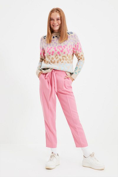 Trendyol Collection Sweter z miękkiej dzianiny z wzorem w panterkę i teksturą - Twoaw22Kz0427