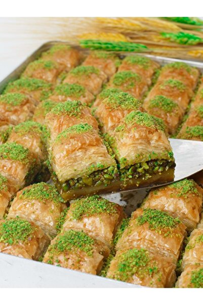 Nejla Hanım Ev Tatlıları Fıstıklı Baklava (1kg)