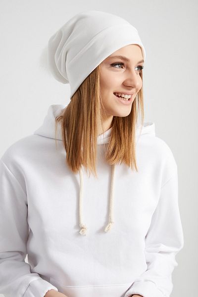 Butikgiz Women's Legendary White Fur Pompom Detailed Hat Beret