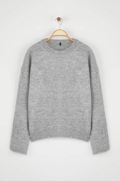 Trendyol Collection Gray Soft Textured Wide Fit Basic Knitwear Sweater Twoaw26Kz00088