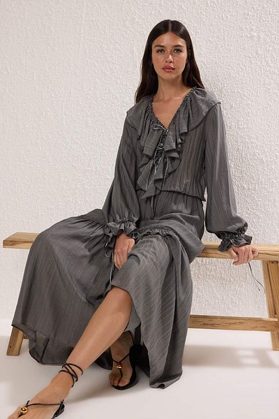 Trendyol Collection Antracit elasztikus derékú, fodros Maxi szőtt ruha TWOSS25EL00864