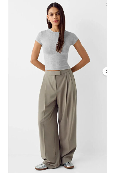 NATUFIAN STORE Kadın Kısa Kol Bedene Oturan Bisiklet Yaka Tişört Short Fitted