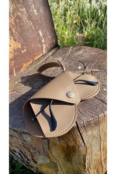 Atölyezümra Hanging Glasses Case Heart Model (Mink)