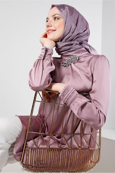 Alvina ACCESSORY DETAILED SATIN TUNIC 43523
