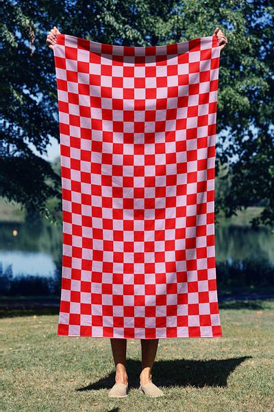 ASDİVA Red-Pink Square Pattern Digital Printed Beach Towel 75X150