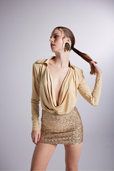 HOLLY LOLLY Degaje Collar Low-cut Snap-on Taylor Bodysuit Gold