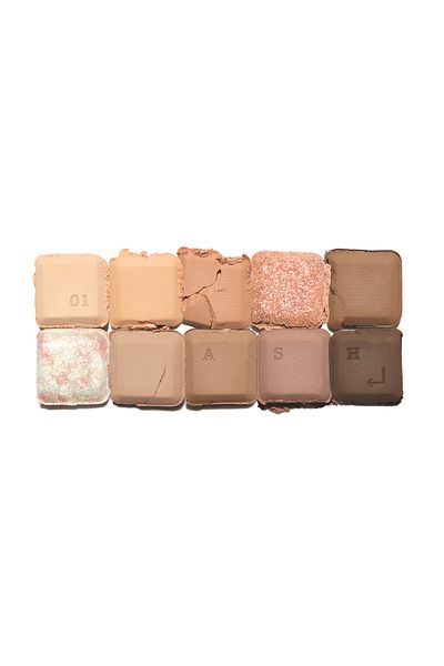 lilybyred Mood Keyboard / 10 Eyeshadow 01 Ash Cinnamon
