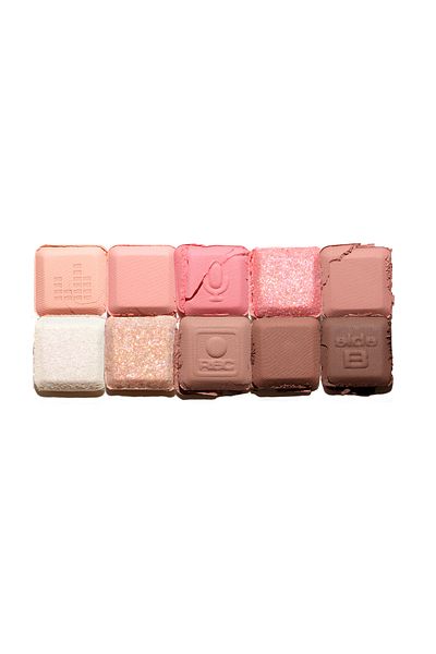 lilybyred Mood Keyboard / 10 Eyeshadow 10 Milky Cherry Recording