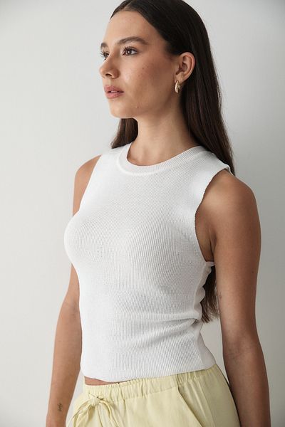 JASTE Women's White Sleeveless Crew Neck Knitwear Singlet