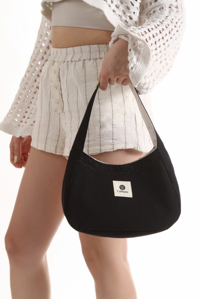 Calliopia Gingham Cottagecore Mini Oval Bag