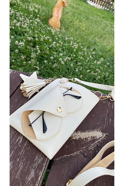 Atölyezümra Glasses Case, Card Compartment, Phone Bag, Tasseled Star Charm Keychain Gift (Cream)