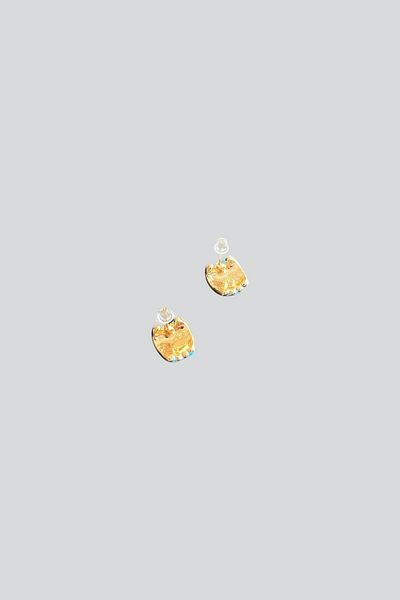 stravis Enameled Seashell Earrings