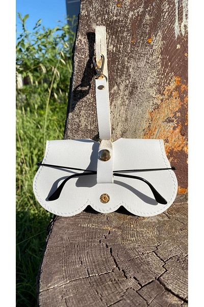 Atölyezümra Hanging Glasses Case Circle Model (White)