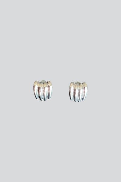 stravis Silver Color Line Detail Earrings