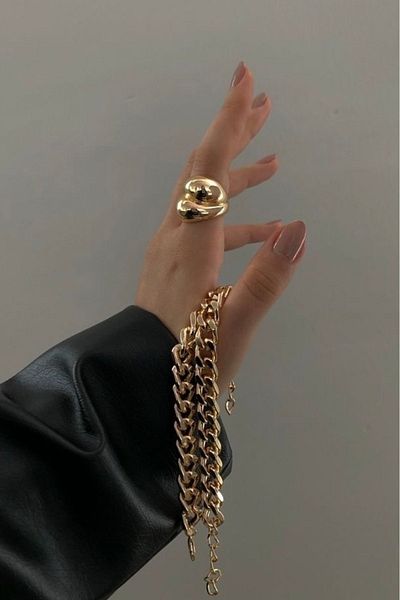 stravis Gold Color Curved Ring