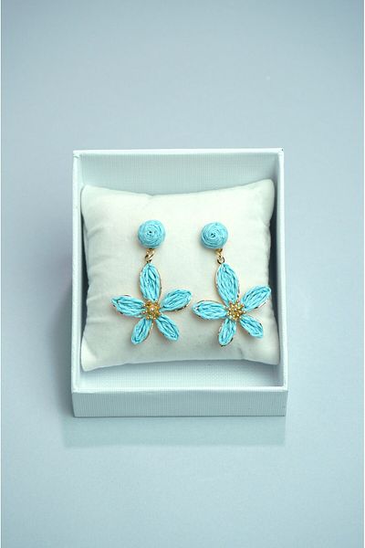 Rumon Hanging Braided Straw Flower Earrings